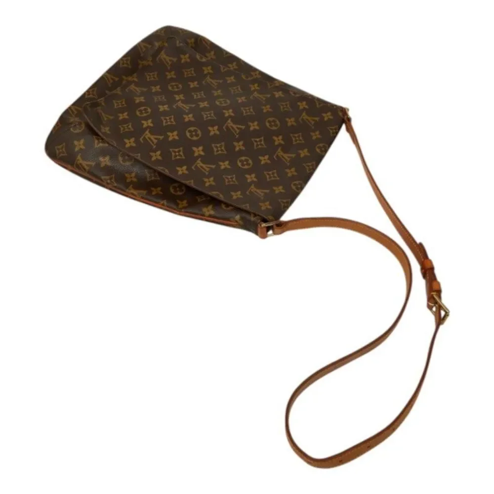 LOUIS VUITTON delivery duty